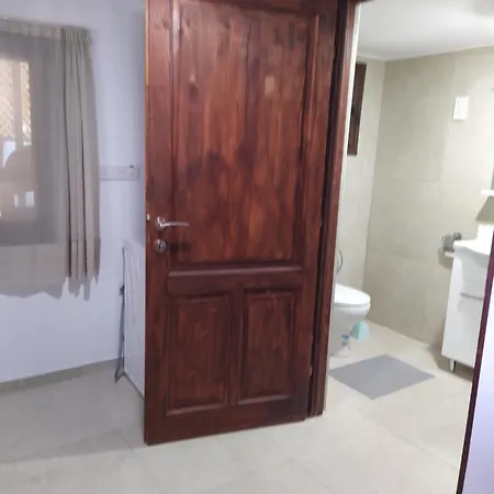 Monolithos 度假居 Pachna